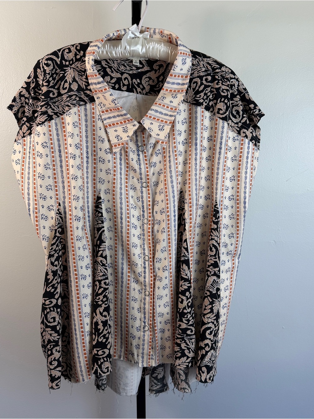 Oli & Hali Washed Print Snap Front Boho Patchwork Paneled Oversized Top M
